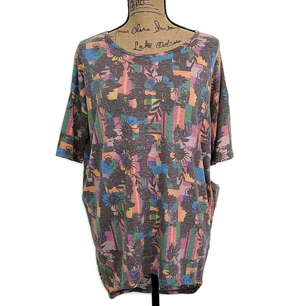 NWT LulaRoe Womens sz XXS Irma T Shirt Multicolor Geometric Short Sleeve